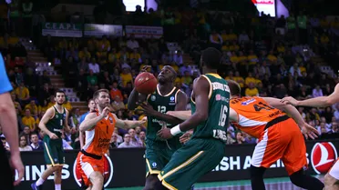 Limoges vuelve a desquiciar a Valencia y le complica la vida en Eurocup (82-67)