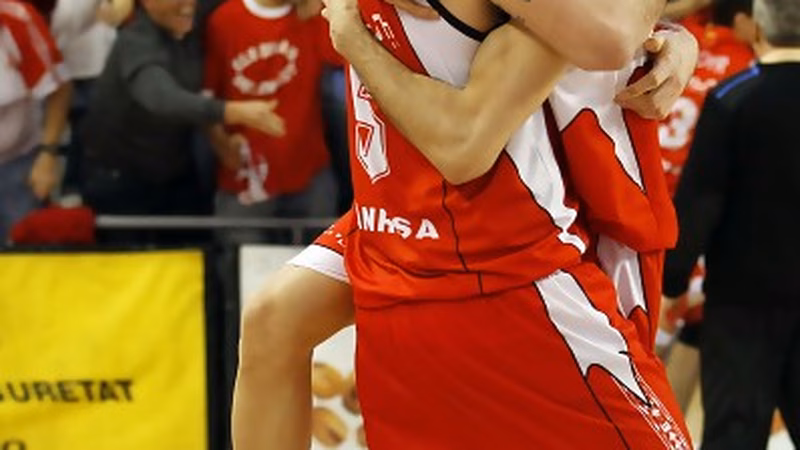 El Assignia Manresa se lleva un partido con un final de <i>thriller</i> (72-70)
