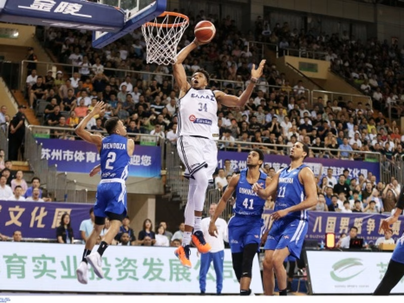 Grecia, al Olimpo del baloncesto de la mano de los Antetokounmpo
