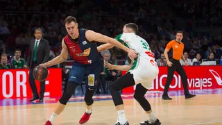Kirolbet Baskonia se impone a Unicaja en un festival anotador (112-95)