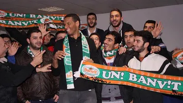 Banvit-Galatasaray y Fenerbahce-Karsiyaka en semis. Sammy Mejia, MVP 2013-14