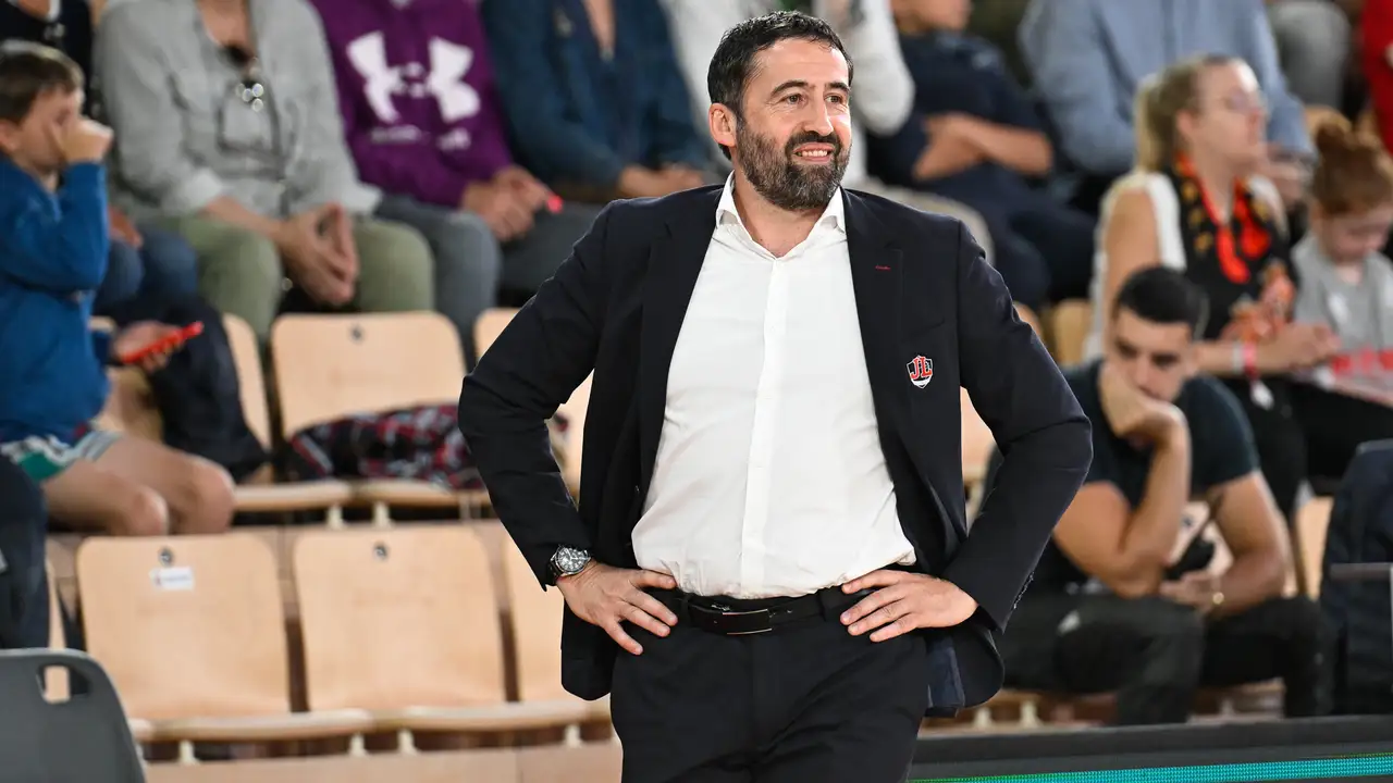 Baskonia sigue buscando entrenador: un tapado y una leyenda