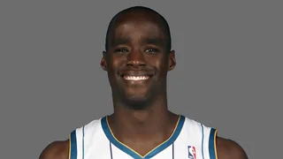 New Orleans Hornets 2009-10. Okafor se une a Chris Paul