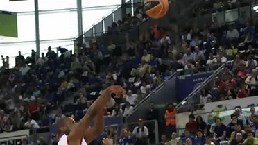 Milt Palacio vuelve a Vitoria para reforzar el Caja Laboral