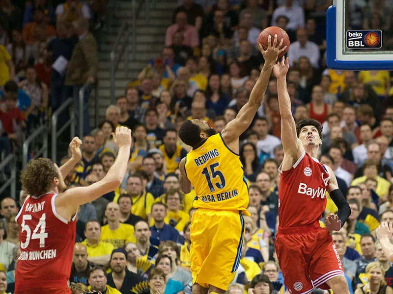 Djedovic masacra al ALBA desde el perímetro para proclamar una final bávara