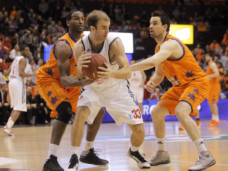 Jasaitis culmina la <em>cremà</em> ante un imperial Doellman
