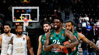 Dwayne Bacon rompe su silencio