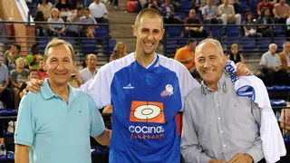 Juan Herrero, homenajeado tras 8 años en el Clavijo