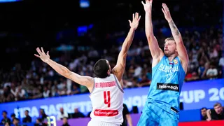 Un tifón en Okinawa pone en peligro a Luka Doncic y al Mundial de baloncesto