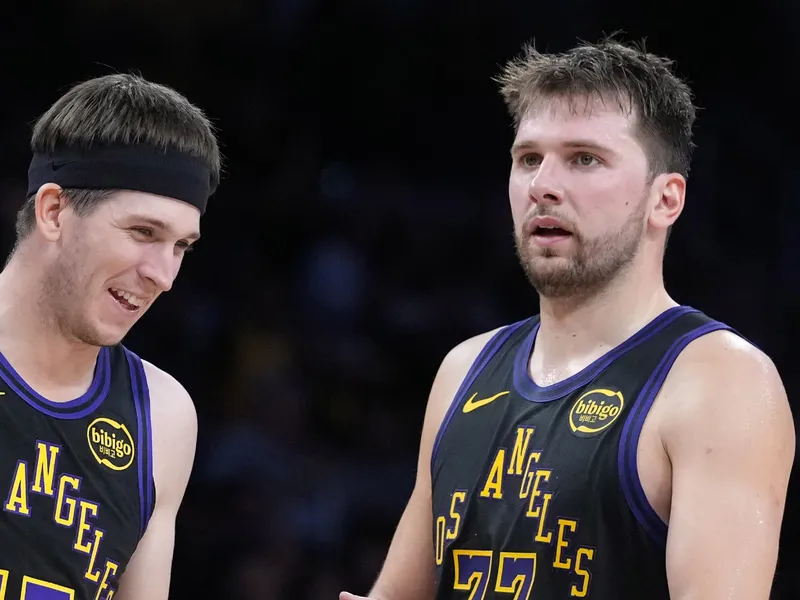 ¿Cuándo volverán Doncic y Reaves a la cancha con los Lakers?