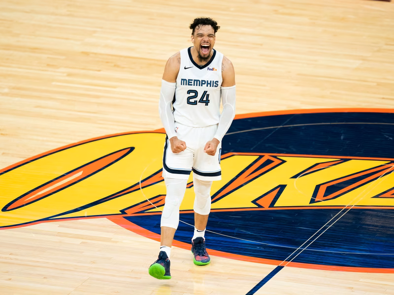 Dillon Brooks vuelve a cargar contra LeBron James: “me da igual, es un viejo”