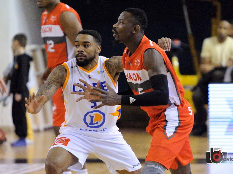 Pro A (J20) – Cuatro líderes, exhibiciones triplistas; bajón del ASVEL; Thompson, MVP