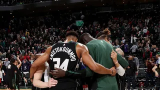 Historia de un ataque, por Milwaukee Bucks