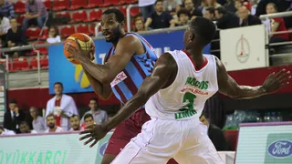 Heurtel, a Efes hasta 2017; caen los dos grandes. Monstruoso Gani Lawal