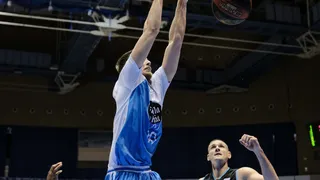 Vladimir Brodziansky fue el MVP de una gran victoria de Monbus Obradoiro (91-81)