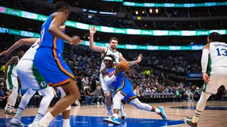 Noche NBA: Derrotas sorpresa de Sixers, Cavs y Mavs. Nuggets naufraga en casa de los Jazz.