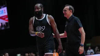 Hugo López: el entrenador español que ha dirigido a James Harden, Jimmy Butler…