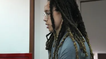 La detención de Brittney Griner se extiende seis meses más