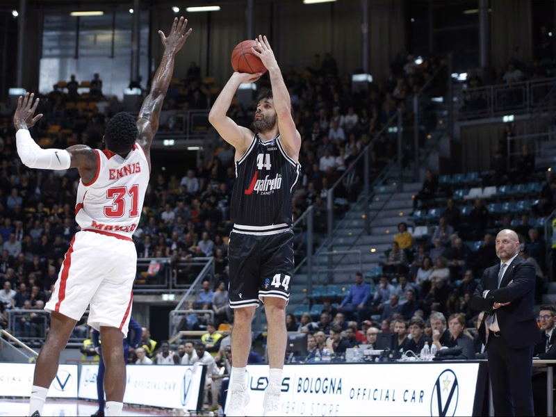 Milos Teodosic ya deslumbra otra vez en Europa: MVP de la fase regular de Eurocup