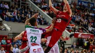 Remontada épica de Tecnyconta Zaragoza casi sobre la bocina (72-70)