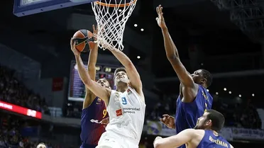 Doncic y Reyes vengan al Real Madrid en el Clásico de los necesitados (87-75)