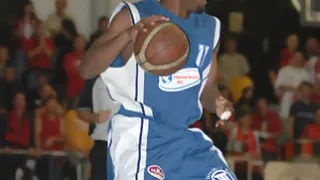 Mike English se incorpora a Cáceres 2016