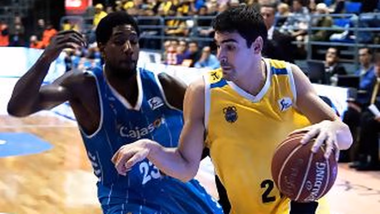 Fortaleza invencible. El Cajasol no pudo tumbar a un Canarias con unos geniales Uriz y Sekulic (77-68)