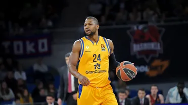 UCAM Murcia confirma su primer fichaje con el regreso a España de D.J Strawberry