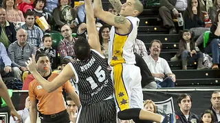 Quintetos Ideales, Entrenador del año y MVP de la temporada